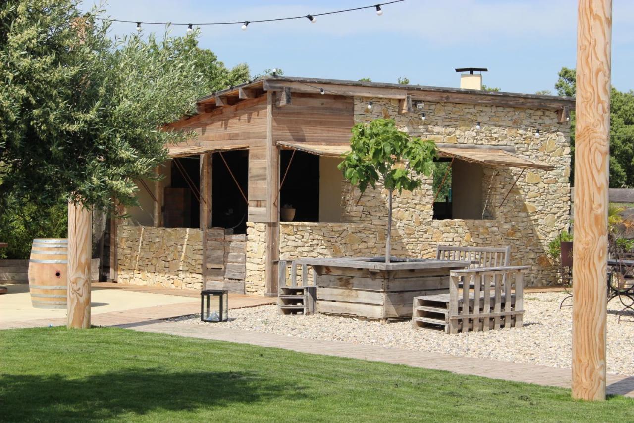 Lodges En Provence - Ecogites & Restaurant Insolites Richerenches Eksteriør billede